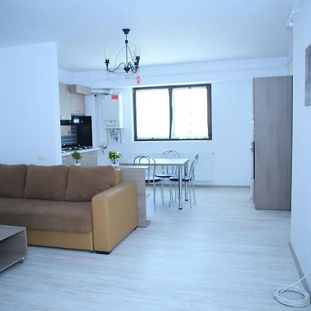 Rcc Apartaments Focşani Esterno foto