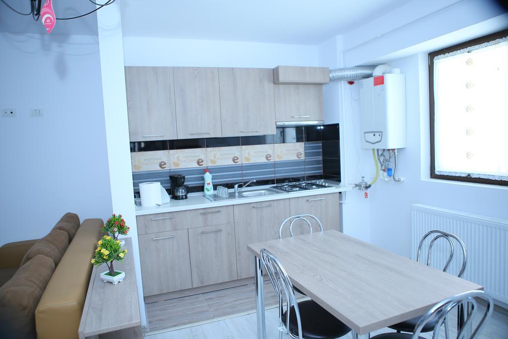 Rcc Apartaments Focşani Esterno foto
